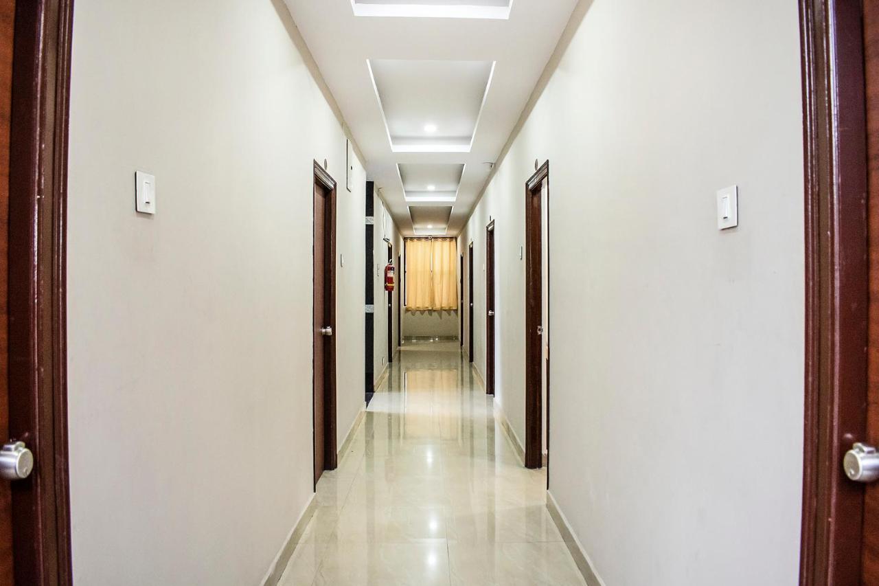 Hotel Fabexpress Sri Lakshmi Deluxe Sivarampalli Hyderabad Exterior foto